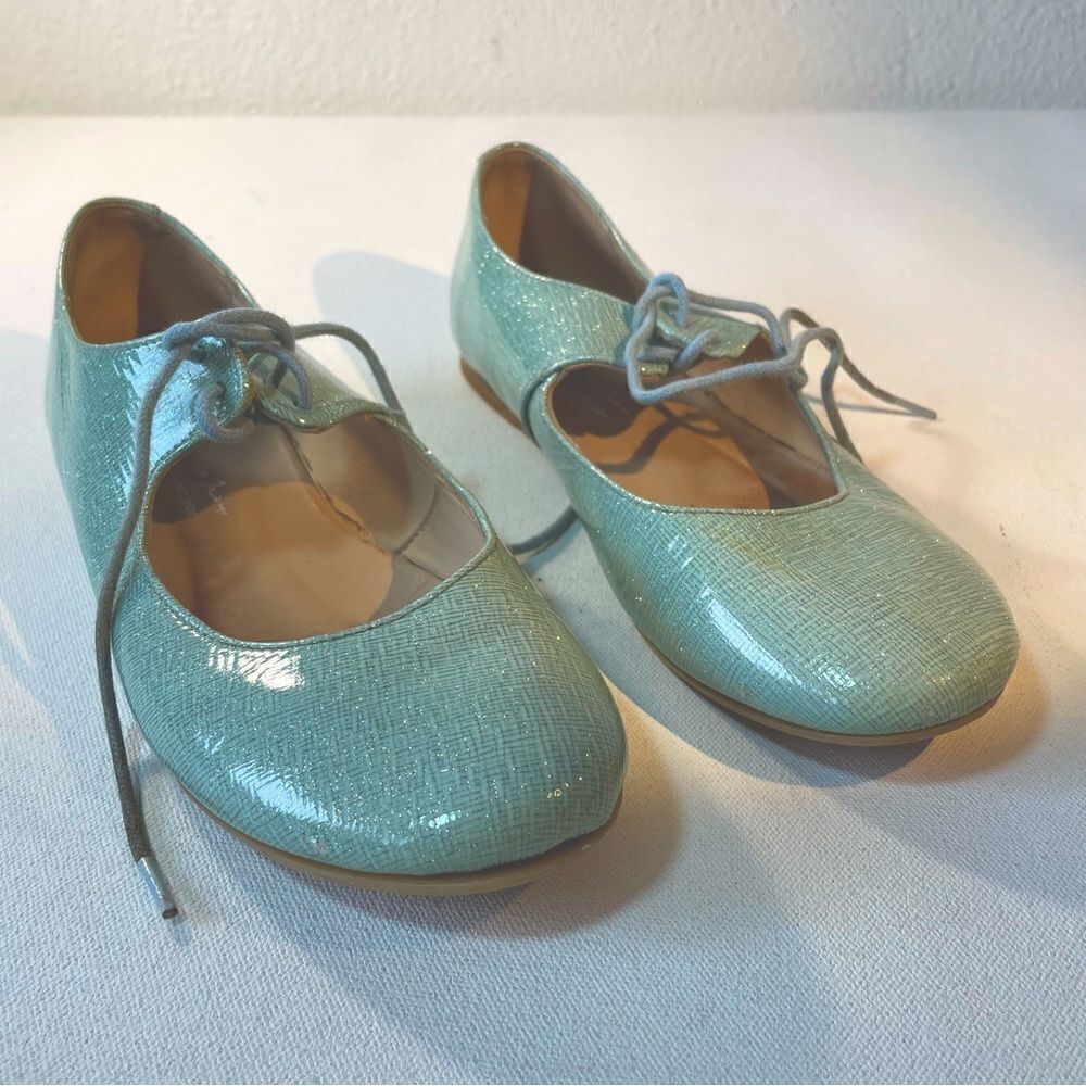 Manuela de Juan mint green shimmer Mary Janes 35 size 4 -4.5